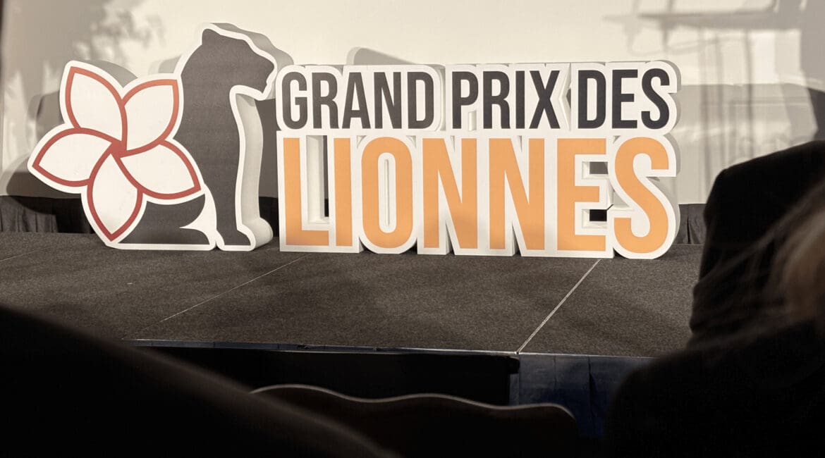 Tottem du logo Grand prix des Lionnes